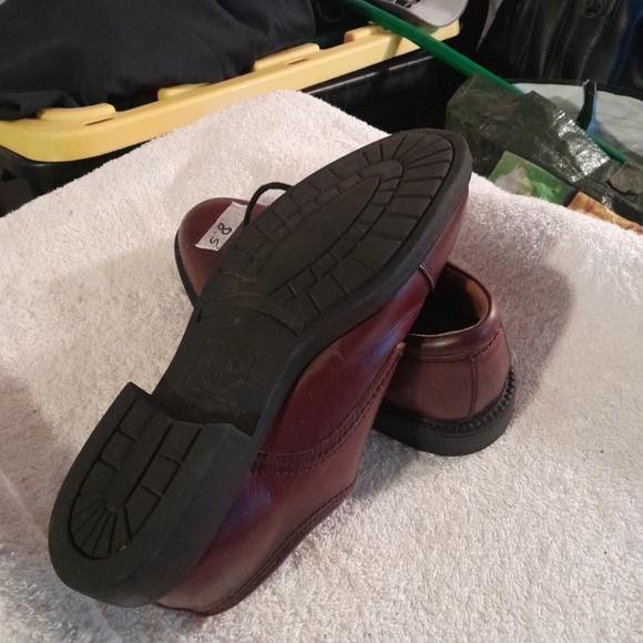 Men's Dockers brown dress shoe size 8 and 1/2 - Picture 6 of 7